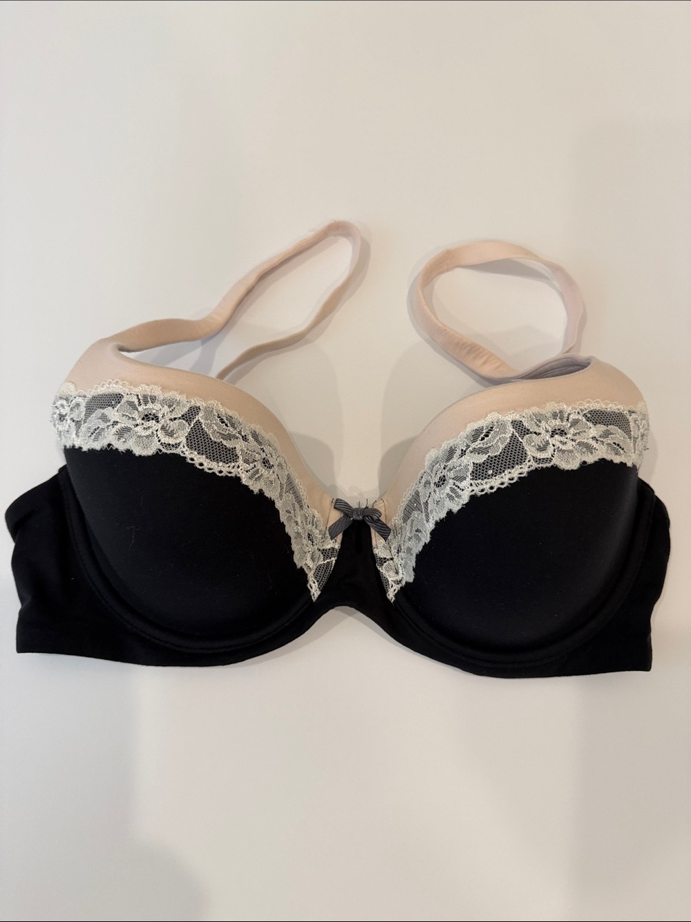 Victoria's Secret Body by Victoria Lined Demi Black and pink Lace-Trim Bra 34D
